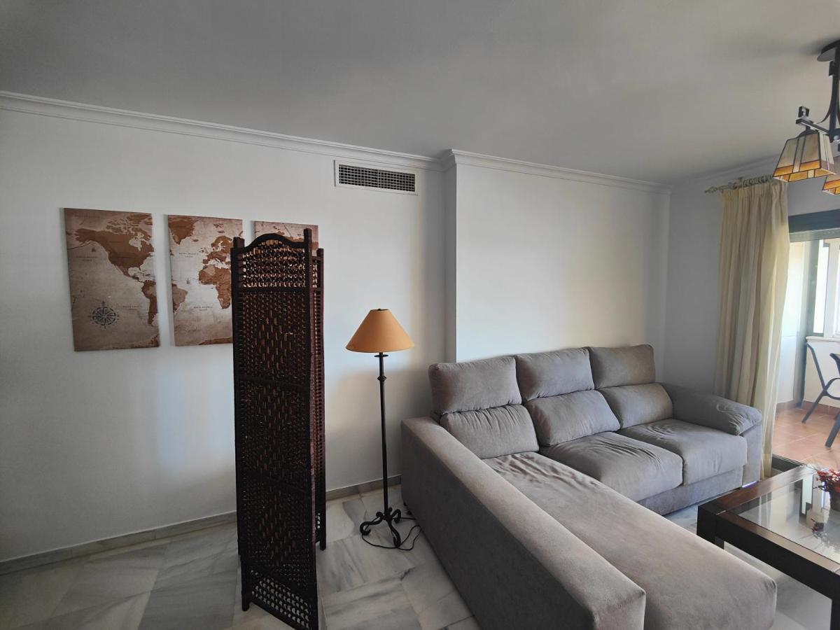 Gran Apartamento Cerca De La Playa Con Piscina En El Centro Fuengirola Ngoại thất bức ảnh